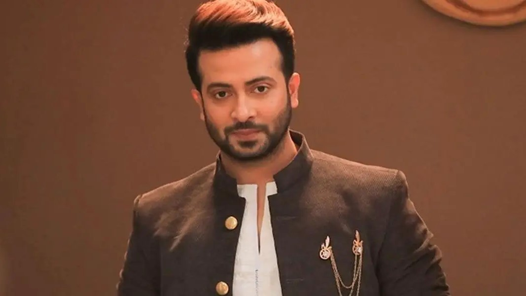 আহতদের জন্য দোয়া করলেন শাকিব খান